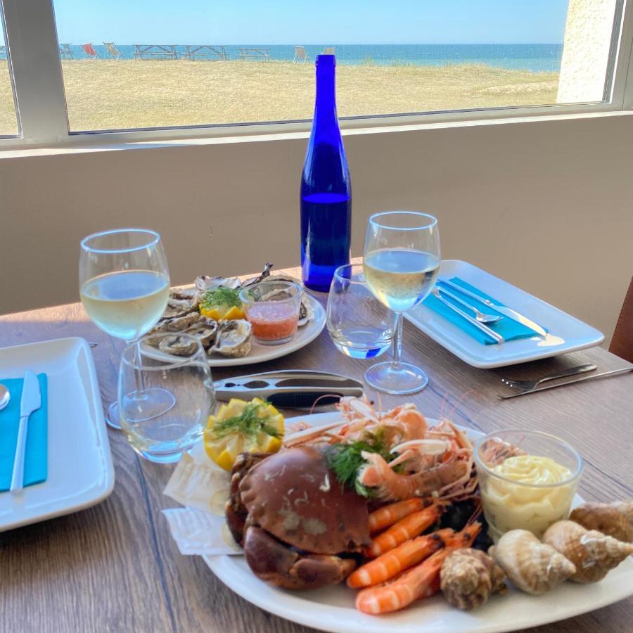 Club De La Plage